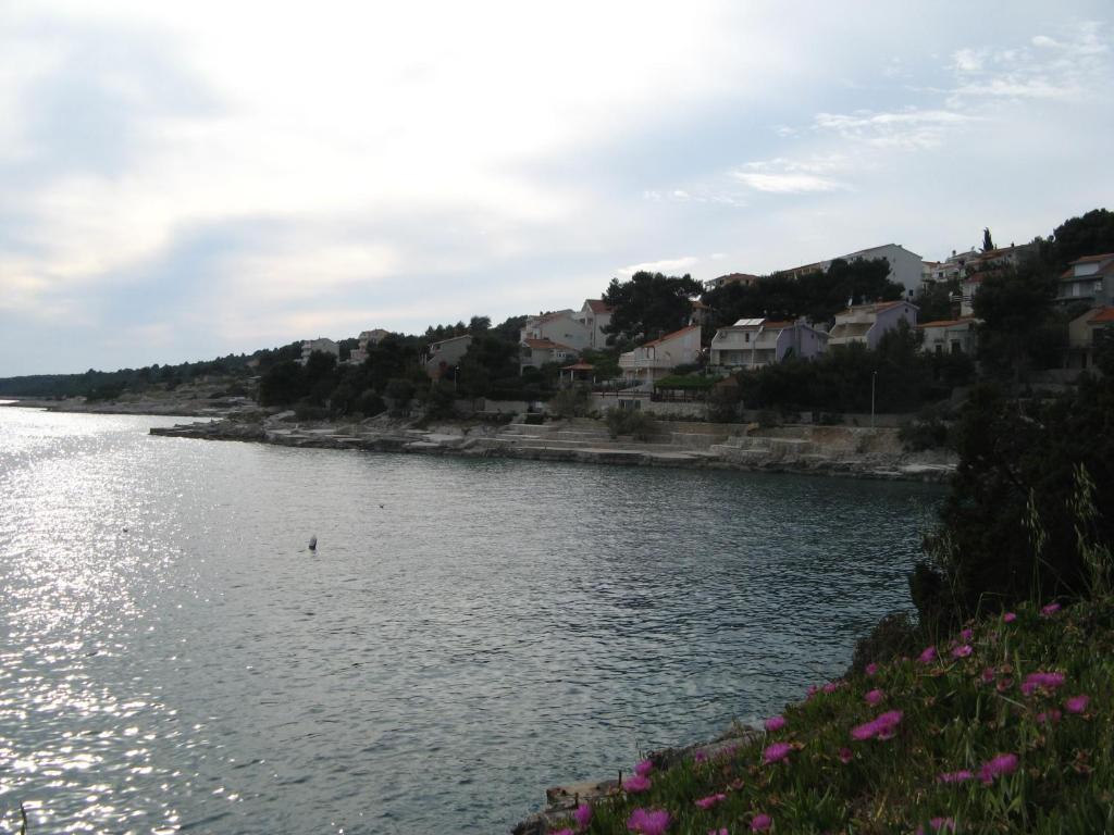 Apartments Otok Trogir Exterior photo