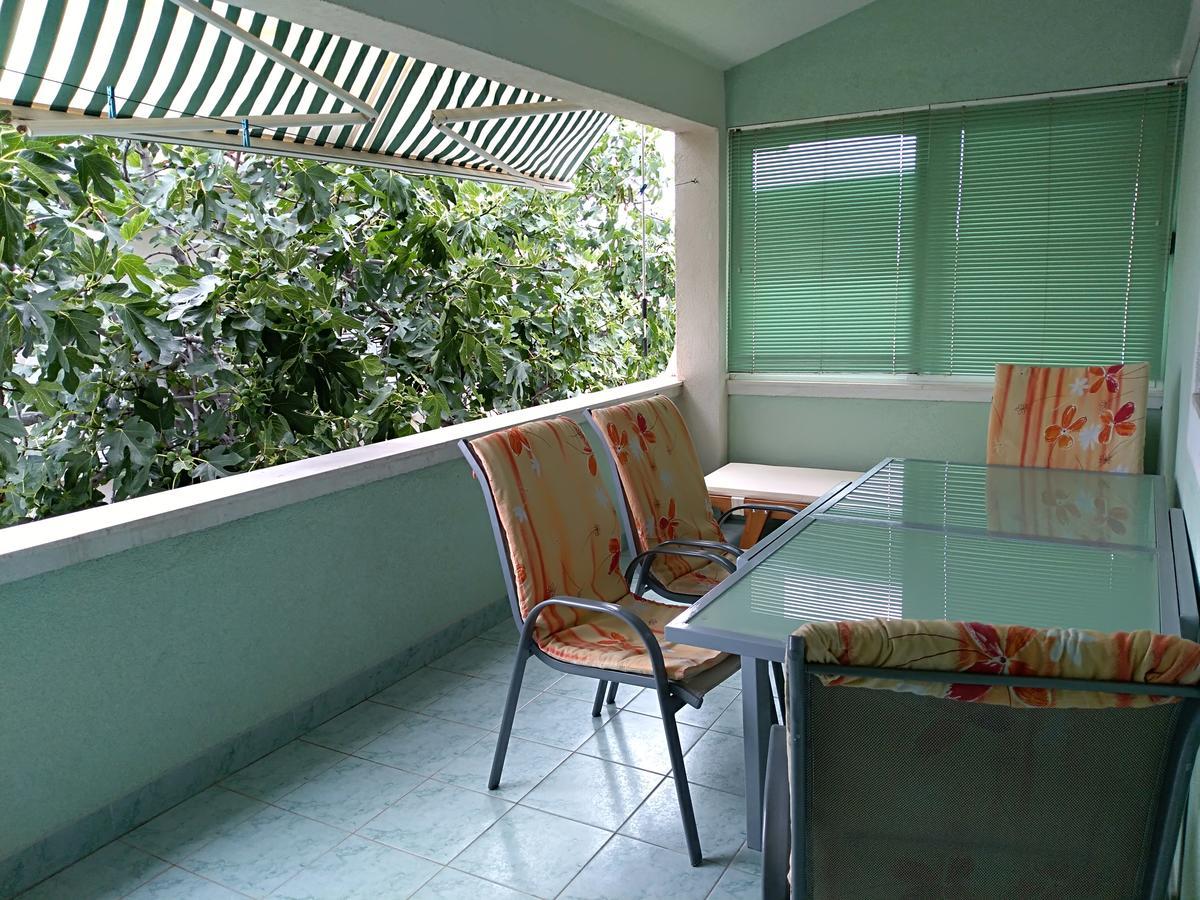 Apartments Otok Trogir Exterior photo